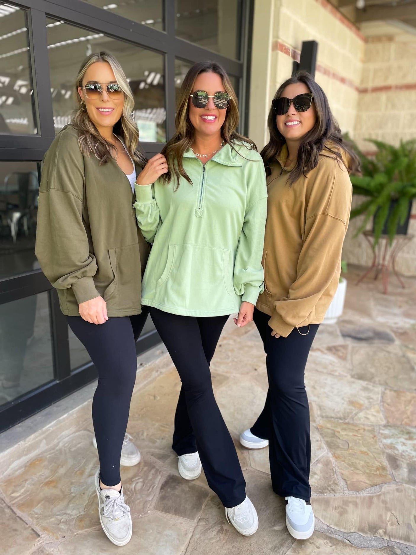 Sudadera con capucha y media cremallera Hendrick en nueve colores