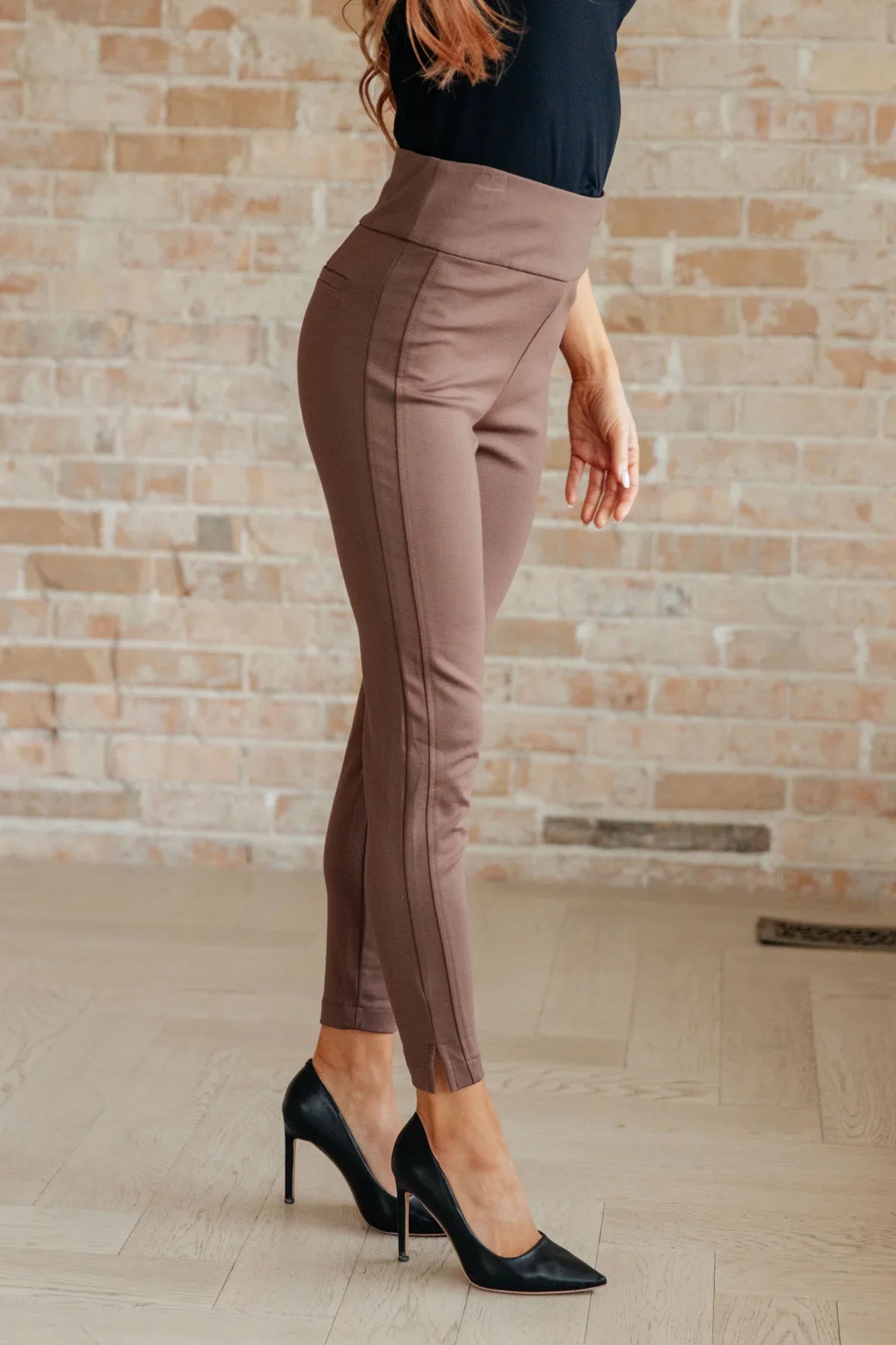 Pantalones ajustados Magic Ankle Crop de 26" en doce colores