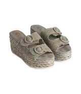 Cuña con hebilla Eriwen en color verde azulado