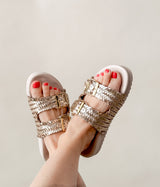 Sandalias con tiras tejidas dobles Intertwine en color champán