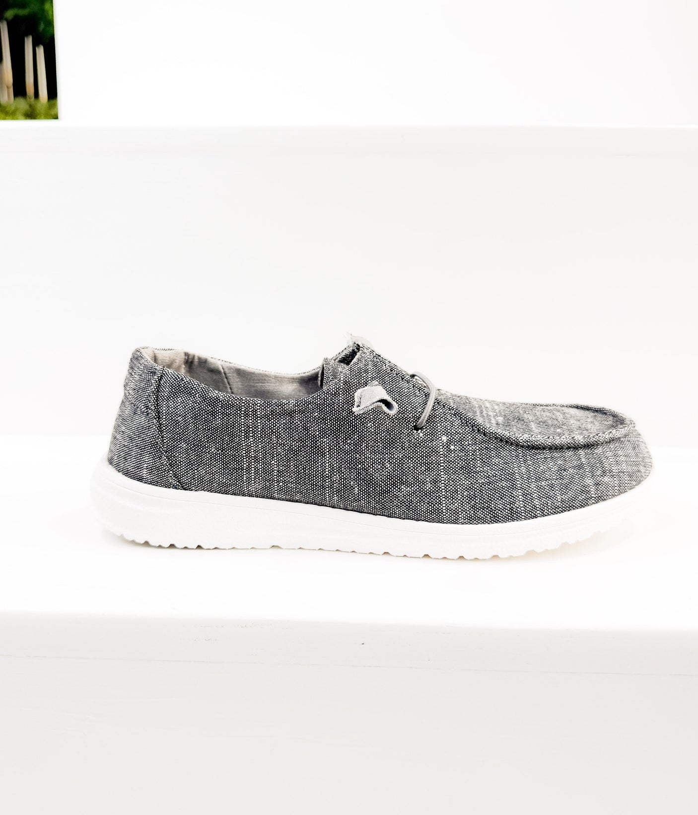 Maco Sneaker in Charcoal