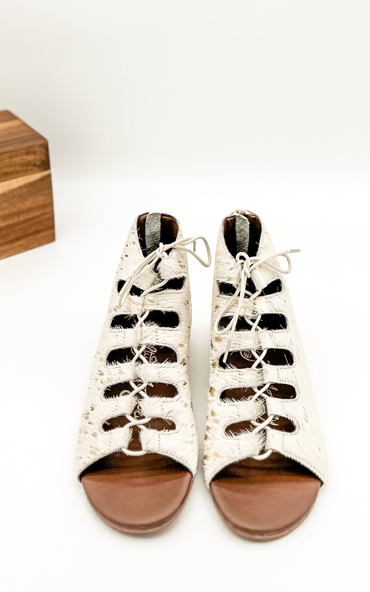 Sandalias Nola en dorado