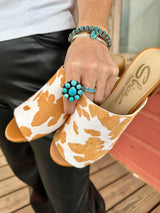 Sandalias Richwood Peeptoe de piel de vaca en color tostado y blanco